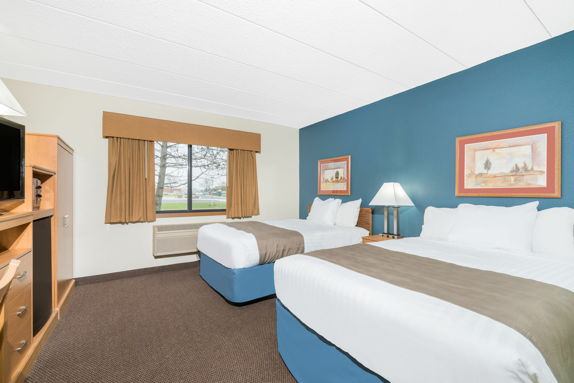 Days Inn & Suites By Wyndham Baxter Brainerd Area Extérieur photo